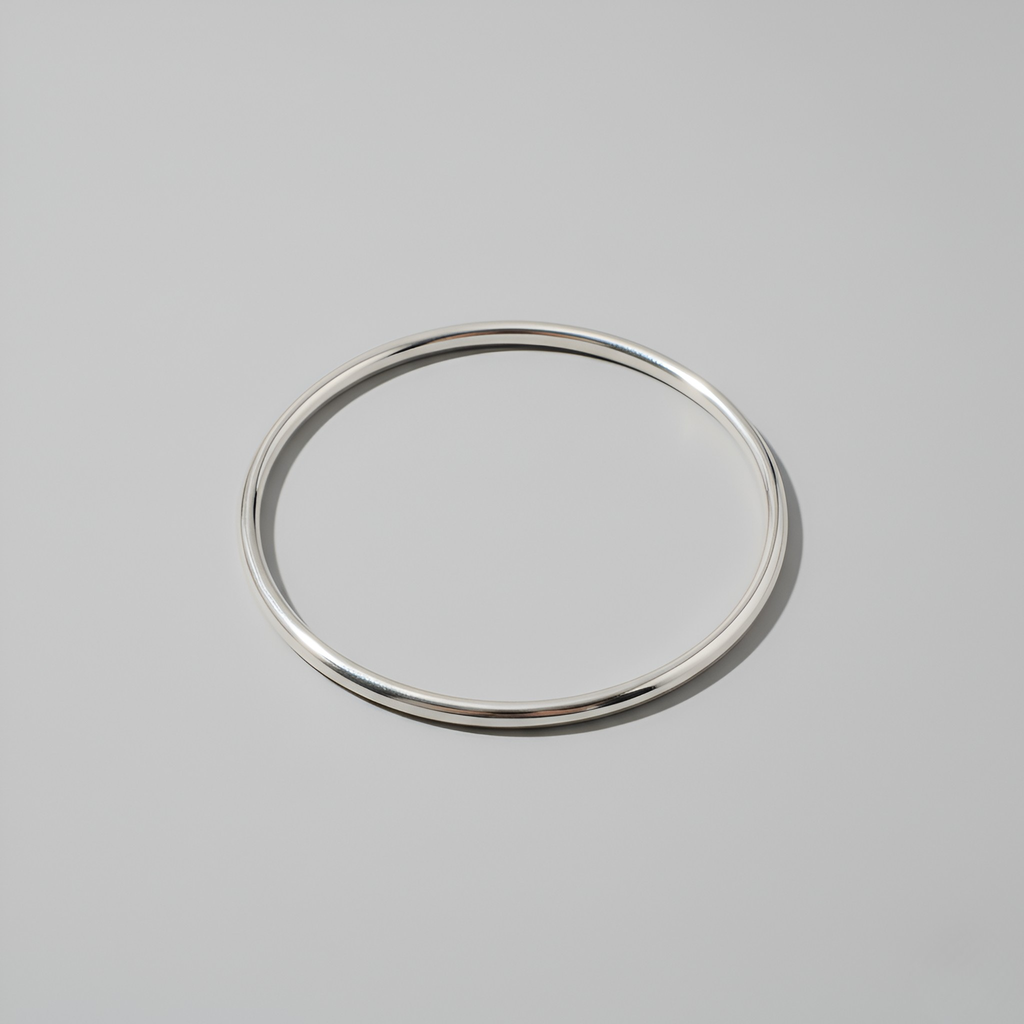 Minimalist Silver Bangle - Oh Rosewood
